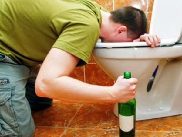 Симптомы и опасность алкогольного отравления