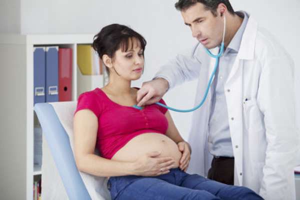 Что делать при болях в сердце и как поддержать организм при беременности?