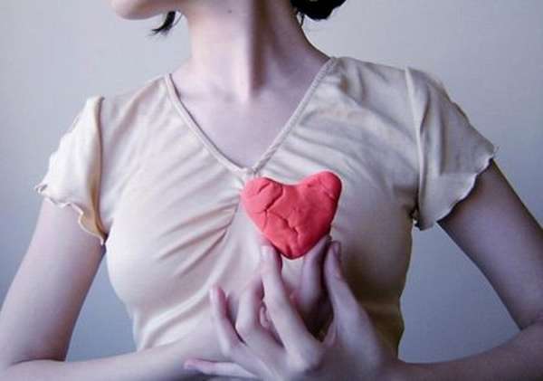 Как болит сердце? Симптоматика сердечных патологий, встречающаяся у женщин