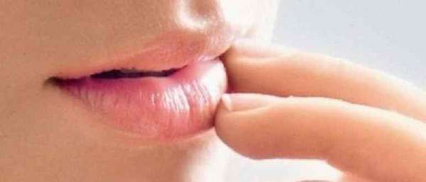 Причины и лечение заед в уголках рта