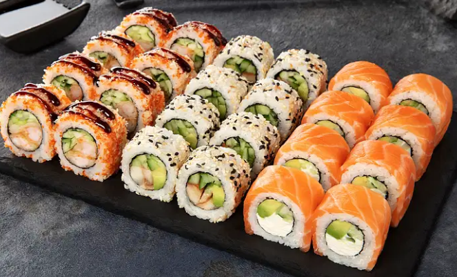 Роллы и суши: что это за еда и в чем ее польза